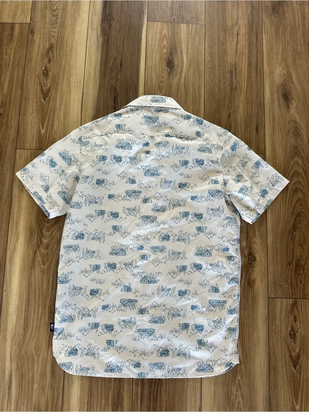 The North Face Men's Short-Sleeve Printed Button-Up Shirt size small